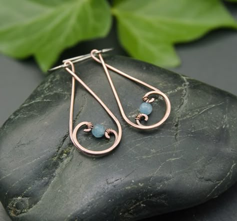 Copper Jewelry Diy, Wire Jewelry Earrings, Aluminum Earrings, Wire Wrap Jewelry Designs, Wire Wrapped Jewelry Diy, Wire Jewelry Tutorial, Swirl Earrings, Wire Jewelry Designs, Diy Wire Jewelry