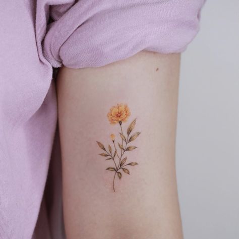 Dainty Flower Tattoo, Dainty Flower Tattoos, Marigold Tattoo, Daffodil Tattoo, Muster Tattoos, Flower Tattoo Arm, Birth Flower Tattoos, Dainty Tattoos, Flower Tattoo Designs