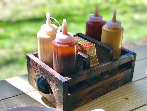 Diy Condiment Caddy, Condiments Organization, Bunkhouse Decor, Grill Caddy, Bbq Caddy, Restaurant Accessories, Picnic Tray, Wooden Beer Caddy, Table Caddy