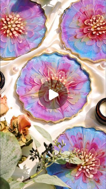 Resin Coasters With Flowers, Resin Coasters Flowers, Epoxy Coasters Diy, Resin Coasters Ideas, Resin Coasters Diy, Resin Art Flower, Reel Video, Colored Epoxy, Coaster Crafts