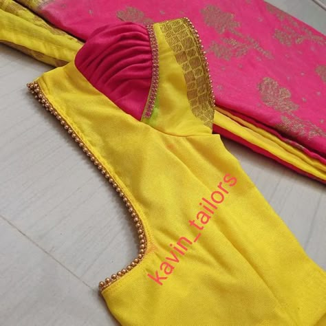 Blouse Hand Designs Latest Simple, Blouse Hands Models Latest, Trending Blouse Designs, Saree Blouse Ideas, Basic Blouse Designs, Trending Blouse, Plain Blouse Designs, Latest Blouse Neck Designs, Designs Blouse