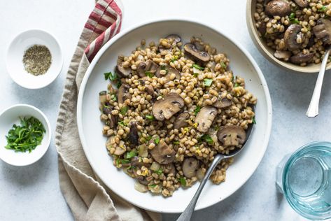 This hearty pilaf is made with tender barley and a savory mix of cremini and shiitake mushrooms. Barley Recipe Healthy, Barley Pilaf, Mushroom Barley, How To Cook Barley, Barley Recipe, Mushrooms And Onions, Vegetarian Sides, Grain Foods, Mushroom Recipes