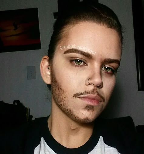 Girl to boy makeup transformation by @tabisbeautyspot Woman To Man Makeup, Masculine Makeup Ftm, Trans Masc Makeup, Fake Beard Makeup, Drag King Outfits, Ftm Makeup, Crowley Cosplay, Masculine Makeup, Masc Makeup