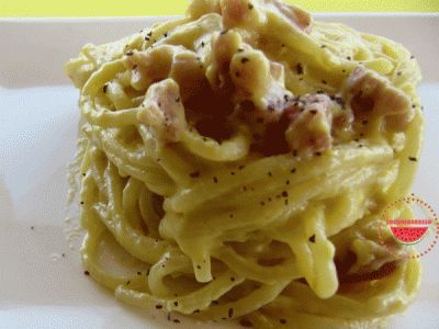 Spaghetti cremosi cremosi alla carbonara!, Ricetta Petitchef Pasta Alla Carbonara, Bistro Kitchen, Spaghetti Carbonara, Food Clips, Fat Foods, Pasta Fresca, Stuffed Hot Peppers, How To Cook Pasta, Pasta Recipes