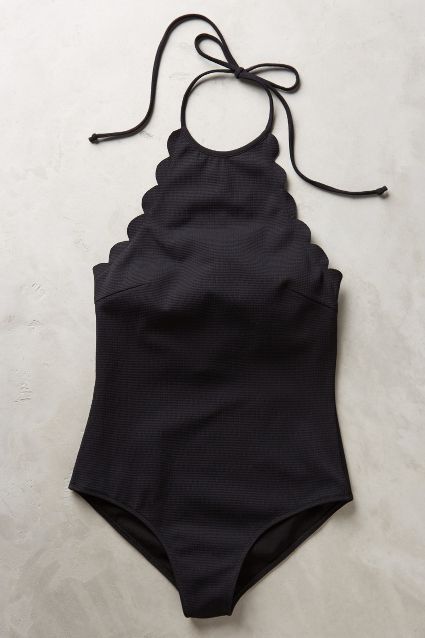 scalloped one piece / marysia Simple Swimwear, Costume Intero, Summer Suits, Cute Swimsuits, Maxi Skirts, Inspiration Mode, Scalloped Edge, One Piece Swimwear, Look Chic