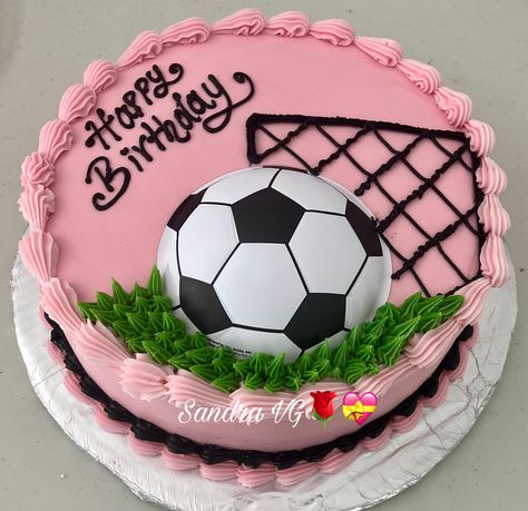 Soccer Cake For Girls Ideas, Soccer Cake Ideas, Cake Bola, Real Madrid Cake, Soccer Cakes, Soccer Ball Cake, Football Birthday Cake, Cake Designs For Kids, Teen Cakes