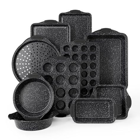 Baking Tools Organization, Cake Loaf, Cake Pan Set, Space Efficiency, Square Pan, Dark Home Decor, Small Kitchens, Round Cake, Bakeware Set