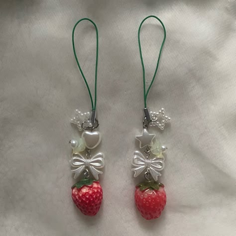 Strawberry Beaded Keychain, Matching Phone Charms, Beads Aesthetic, Strawberry Beads, Strawberry Keychain, Strawberry Soda, Kawaii Cutecore, Coquette Fashion, Shop Website