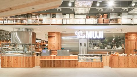 Muji fresh store Osaka - cafe Muji Restaurant, Muji Cafe Interior Design, Muji Store Design, Japanese Food Stall Design, Japanese Convenience Store Interior, Japanese Food Store, Muji Shop, Kiosk Branding, Asian Convience Store