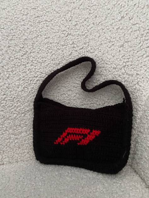 Formula 1 Crochet Pattern, Bag Ideas Crochet, Crochet F1 Car, F1 Crochet Ideas, Crochet Formula 1, F1 Crochet Pattern, Ferrari Crochet, F1 Crochet, F1 Embroidery