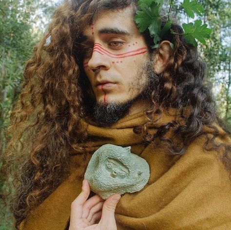 Agustin Galeano Hippie Makeup, Halloween Hombre, Normal People Scare Me, People Scare Me, Male Makeup, Elf Makeup, Normal People, Male Fashion, Infp