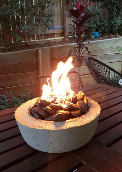 Diy Alcohol Fire Bowl, Concrete Fireplace Outdoor, Diy Concrete Fire Bowl, Diy Fire Pots By Pool, Tabletop Fire Bowl Diy, Diy Table Fire Bowl, Firebowl Ideas, Diy Fire Bowl Tabletop, Diy Fire Bowl Patio