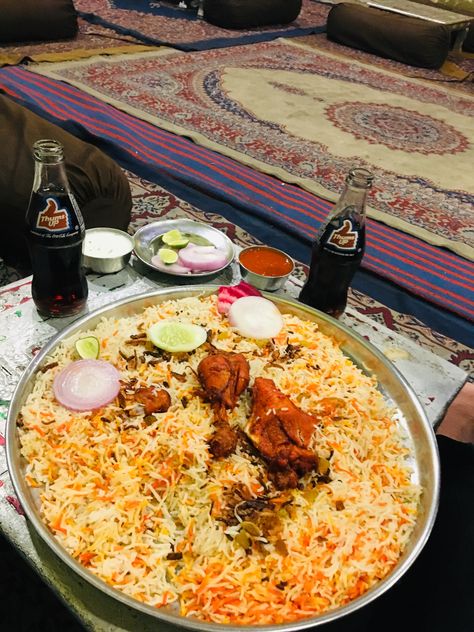 Chicken mandi Mandi Food Snapchat, Mandi Snap Food, Mandi Food, Mandi Biryani, Chicken Mandi, Hyderabad City, Good Morning Rose Images, Chicken Menu, Funny Snapchat