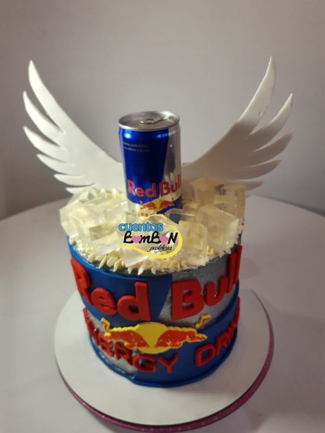 Torta Redbull Cake Ideas, Red Bull Cake Ideas, Redbull Cake, Red Bull Cake, Red Bull Drinks, 14th Birthday Cakes, Cars Birthday Cake, 13 Birthday Cake, Alcohol Aesthetic