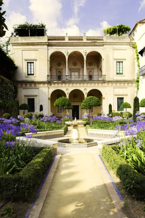 hankta: “Courtyard symmetry - Sevilla Spain ” Spain Mansion, Hollywood Mansion, Georgiana Design, Mediterranean Mansion, Townhouse Exterior, Colonial Mansion, Historical Homes, Classical House, Sevilla Spain