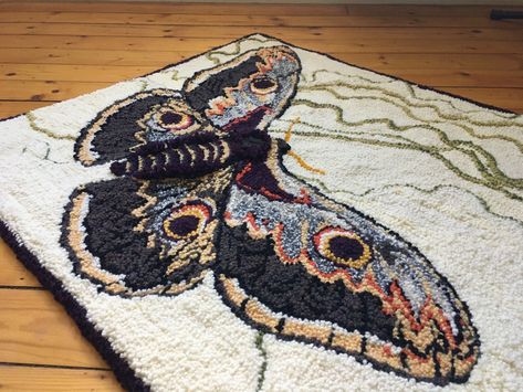 Moth Rug, Punchneedle Rug, Punch Rug, Rug Hooking Designs, The Moth, Rug Ideas, Punch Needle Patterns, Punch Needle Embroidery, Maximalism