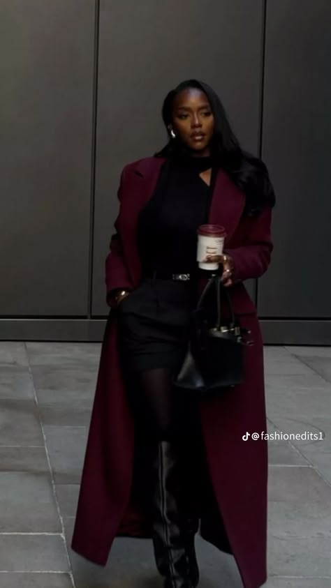 Elegant Winter Outfits Black Women, Ceo Aesthetic Woman Office Outfits, Monochromatic Outfit Burgundy, Dark Autumn Black Women, Boots Classy Outfit, Woman Boss Outfit, Trench Coat Work Outfit, Rich Fashion Aesthetic, Dark Elegant Outfit