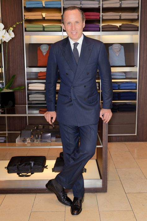 The CEO of Ermenegildo Zegna looks as smooth as the vicuna and cashmere that the company is famous for. Zegna Suit, Uk Style, Most Stylish Men, Christopher Bailey, Zegna Men, Best Dressed Man, Gq Magazine, Ermenegildo Zegna, Business Suit