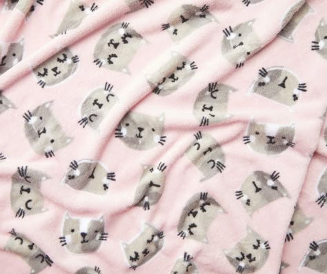 Real Living Pink Cats Fleece Throw | Big Lots Maddy Core, Sleepy Cats, Cats Pattern, Cat Blanket, Sleepy Cat, Big Lots, Study Time, Pink Cat, Cat Pattern