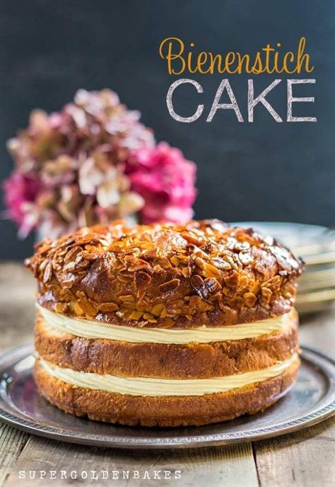 This traditional German yeasted cake with a crunchy almond topping and sweet vanilla custard filling is well worth the effort! Delicious and unusual. Yeasted Cake, German Bee Sting Cake, Bee Sting Cake, Almond Brittle, German Desserts, German Baking, The Great British Bake Off, Custard Filling, British Bake Off