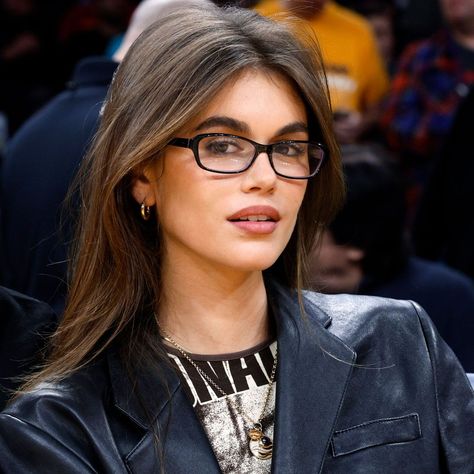 Kaia Gerber Is Already Wearing Nike's Newest $160 Sneakers Air Max 270 Women, Kaia Jordan Gerber, Glasses Inspiration, Vogue France, Vintage Tank, Nike Shoes Air Max, Kaia Gerber, Zooey Deschanel, San Antonio Spurs