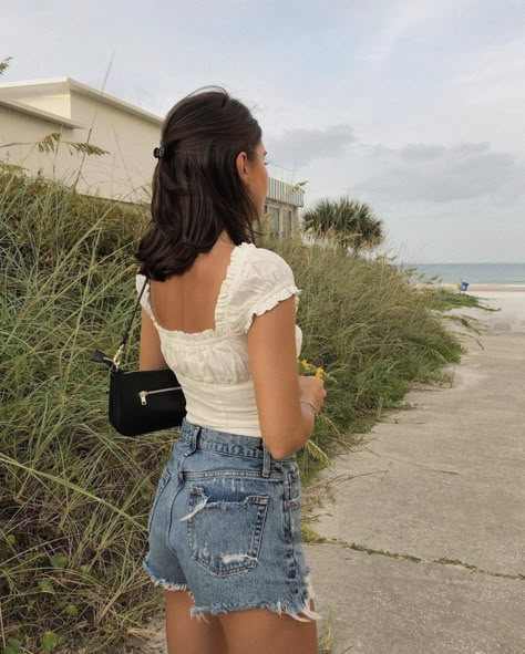 40+ Summer Instagram Photoshoot Ideas | Mode Inspo, Moda Vintage, Mode Vintage, Mode Inspiration, Looks Vintage, Spring Summer Outfits, Outfits Aesthetic, Outfits Casuales, Cute Casual Outfits