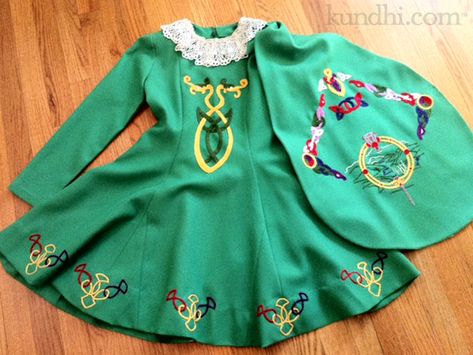 Dress Patterns Crochet, Irish Dresses, Irish Costume, Irish Costumes, Dance Pattern, Irish Dance Costume, Celtic Dress, Wool Patterns, Irish Dress