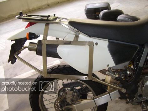 Making your own luggage rack - Any tips? - Horizons Unlimited - The HUBB Motorcycle Panniers, Adventure Motorcycle Gear, Motorcycle Luggage Rack, Yamaha Tw200, Dr 650, Motorcycle Carrier, Diy Motorcycle, Adventure Car, Dual Sport Motorcycle