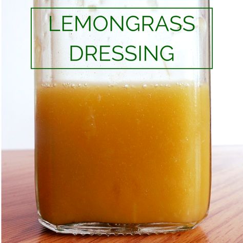 Paleo Asian Lemongrass Salad Dressing, simple salad dressing made with fresh lemongrass. #saladdressing #lemongrassrecipe Lemongrass Salad, Easy Asian Chicken, Lemongrass Recipes, Asian Salad Dressing, Dressing Simple, Asian Chicken Salad, Chicken Dressing, Salad Dressing Recipes Healthy, Asian Chicken Salads