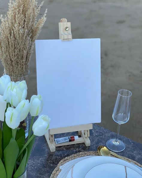 A cute paint and sip picnic on the beach. Picnic On The Beach, Bachelorette Party Beach, Sip N Paint, Hippie Painting, Beach Bachelorette, Paint And Sip, Outdoor Picnic, On Beach, Event Ideas