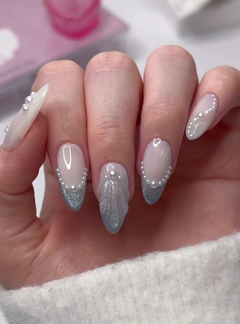 Blue Pearl Nails, Santa Nails, Nails Aesthetic, Simple Gel Nails, Mermaid Nails, Blue Sparkle, Nails Blue, Pearl Nails, Gel Nail Design