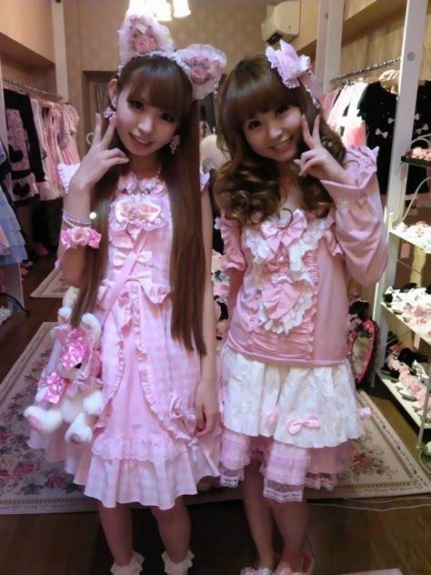 Hime Gyaru Outfits, Hime Gyaru, Kei Fashion, Aesthetic Outfit Ideas, Gyaru Fashion, Princess Outfits, J Fashion, Harajuku Fashion, Lolita Dress