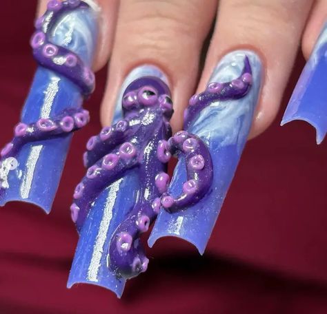 25 Ocean Nails Ideas: Art, Blue Designs, Summer Inspiration | Nail Art Tutorial Tentacle Nails, Octopus Nails, Ocean Nail Art, Summer Vacation Nails, Ocean Nails, Purple Octopus, Glass Nails Art, Underwater Scenes, Sea Nails