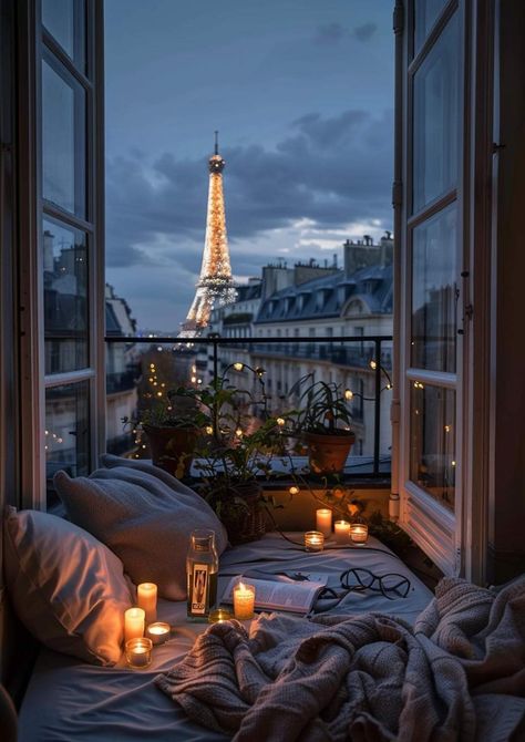 Relaxing Evening Aesthetic, Paris Bedroom Aesthetic, Fall Balcony, Relaxation Aesthetic, Balcony Decorating Ideas, Summer Vibes Friends, Couple Beach Pictures, Paris Bedroom, Balcony Design Ideas