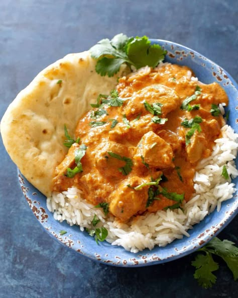 Slow Cooker Butter Chicken - throw it in a crockpot and enjoy creamy chicken over rice. #slowcooker #butter #chicken Low Cal Butter Chicken, Easy Crockpot Butter Chicken, Slow Cooker One Pot Meals, Crockpot Indian Butter Chicken, Indian Butter Chicken Crockpot, Chicken Tight Recipe, Butter Chicken Crockpot, Crock Pot Butter Chicken, Slow Cooker Recipes Chicken