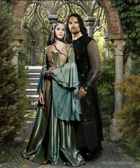 Lord Of The Rings Fashion, Arwen Lotr, Arwen Costume, Aragorn And Arwen, Lotr Costume, Cosplay Couple, King Pic, East Of The Sun, Tolkien Elves