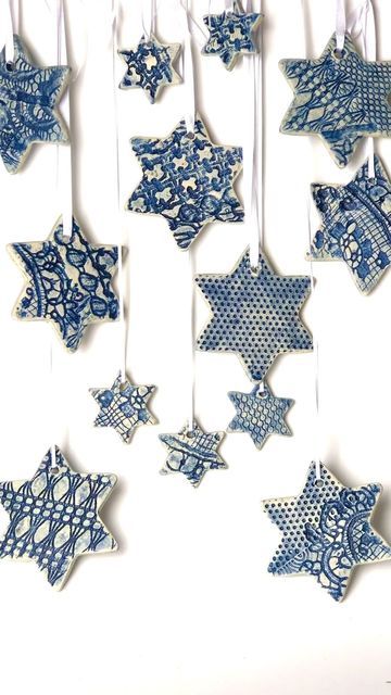 Hannakuh Decorations, Hanukkah Ornaments Diy, Hanukkah Decoration, Diy Hannukah Decorations, Chanukah Decorations, Chanukah Crafts, Hanukkah Garland, Diy Hanukkah Decorations, Hanukkah Gift Ideas