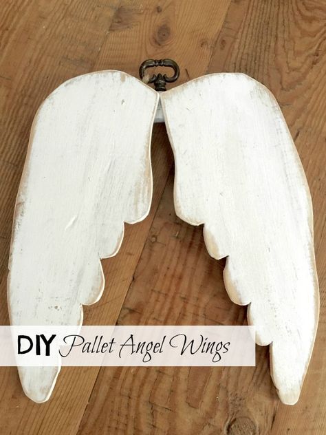 How to Make a DIY Set of Pallet Angel Wings www.homeroad.net Shutter Angel, Wood Angel Wings, Wooden Angel Wings, Ali D'angelo, Diy Angel Wings, Neli Quilling, Diy Angels, Wood Angel, Wooden Angel