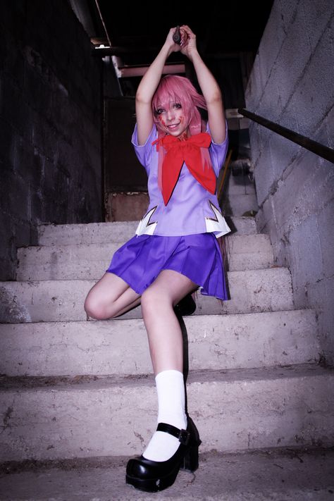 Cosplay Photoshoot Ideas, Yuno Cosplay, Yuno Gasai Cosplay, Dream Cosplay, Cosplay Poses, Cosplay Photoshoot, Gasai Yuno, Y2k Star, Yuno Gasai