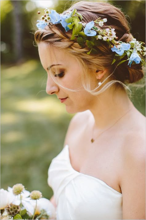 flower crown @weddingchicks Blue Flower Crown Wedding, Flower Crown Updo, Blue Bridal Flowers, Flower Crown Blue, Light Blue Bridesmaid Dresses, Light Blue Bridesmaid, Flower Headpiece Wedding, Floral Crown Wedding, Flower Crown Hairstyle