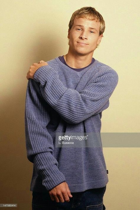 Brian Littrell 90s, Backstreet Boys Lyrics, Nick Jonas Smile, Boys Poses, Backstreet's Back, Backstreet Boy, 90s Wallpaper, Osmond Family, Brian Littrell