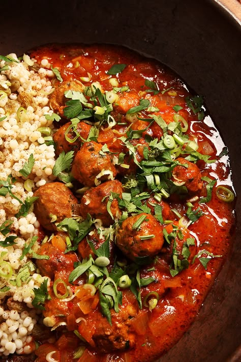 Vegetarian Kofta, African Meatballs, Barbecue Pineapple, Skillet Meatballs, Tahini Chocolate, Kofta Curry, Moroccan Restaurant, Pineapple Glaze, African Foods