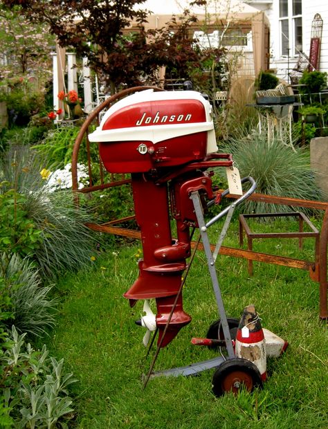 1957 10hp Johnson Outboard Motor Outboard Motor Stand, Flat Bottom Boats, Outboard Boat Motors, Vintage Sled, Best Electric Scooter, Outboard Boats, Pruning Tools, Fast Boats, Vintage Boats