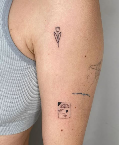 Tiny Simple Tattoos, 70s Tattoo Ideas, A Small Tattoo, Tulip Tattoo, Beginner Tattoos, Flame Tattoos, Red Ink Tattoos, Dainty Tattoos, Subtle Tattoos