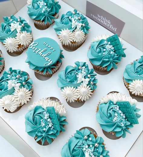 Turquoise Cupcakes Birthdays, Teal Cupcakes Birthday, 18th Cupcakes, Aqua Cupcakes, Cupcake Trends, Tiffany Blue Cupcakes, Turquoise Cupcakes, Birthday Cupcakes For Women, Teal Cupcakes