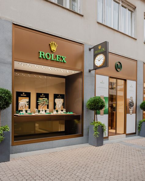 Rolex Store, Retail Exterior, Botique Interiors, Rolex Boutique, Rolex Shop, Louis Vuitton Top, Rolex Tudor, Mall Stores, Storefront Design