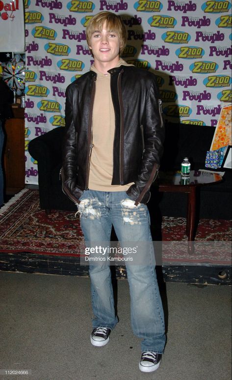 Jesse McCartney outfit style 2004 00s Fashion Men, Jessie Mccartney, 2000s Men, Jesse Mccartney, 00s Fashion, 2000 Fashion, Early 2000s Fashion, 2000s Outfits