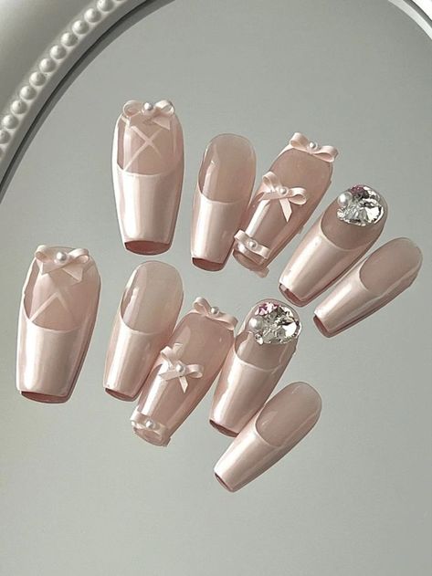 Opal Nails, Ballet Nails, Spring Nail Trends, Shoe Nails, Pretty Gel Nails, Really Cute Nails, Soft Nails, Ballet Core, Pointe Shoes