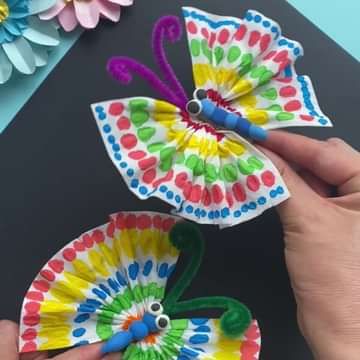 Craft Ideas for School Tissue Paper Butterfly, Craft Ideas For School, Butterfly Craft For Kids, Paper Butterfly Crafts, Fun With Kids, Butterfly Craft, Paper Butterflies, Paper Butterfly, Butterfly Crafts