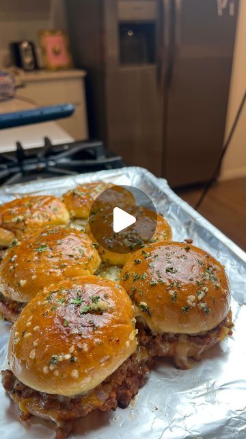 Amber💙 on Instagram: "These sloppy Joe sliders will definitely have you coming back for more. And the best part is there so quick and easy to make!

Ingredients:
Ground beef
Tomato paste
Tomato sauce
Ketchup
Worcestershire sauce
Brown sugar 
Slider buns
Onion powder, garlic powder, etc.
 Cook at 325 covered for about 15min

#sloppyjoes #sliders #sandwich #gameday #gamedaymeals #football #nfl #collegefootball #foodie #foodpics #foodblogger #recipeshare #diy" Sloppy Joe Sandwich Ideas, Sloppy Joe Recipe Videos, Sloppy Joe Sliders, Sloppy Joes Sliders, Ww Dinner, Sloppy Joes Sandwich, Hamburger Recipe, Sloppy Joe Recipe, Beef Tomato